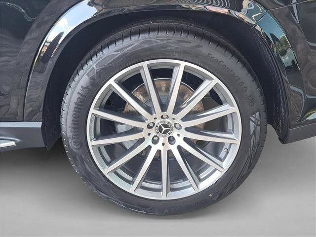 New 2026 Mercedes-Benz GLS 580 4MATIC image 9