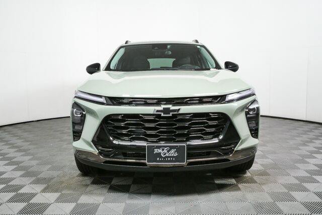 Certified 2025 Chevrolet Trax ACTIV w/ Sunroof Package