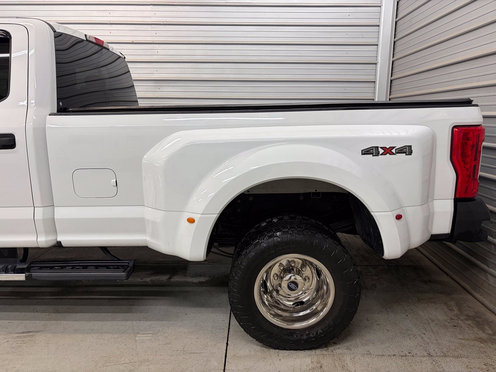 Used 2019 Ford F350 XLT AWD/4WD image 5