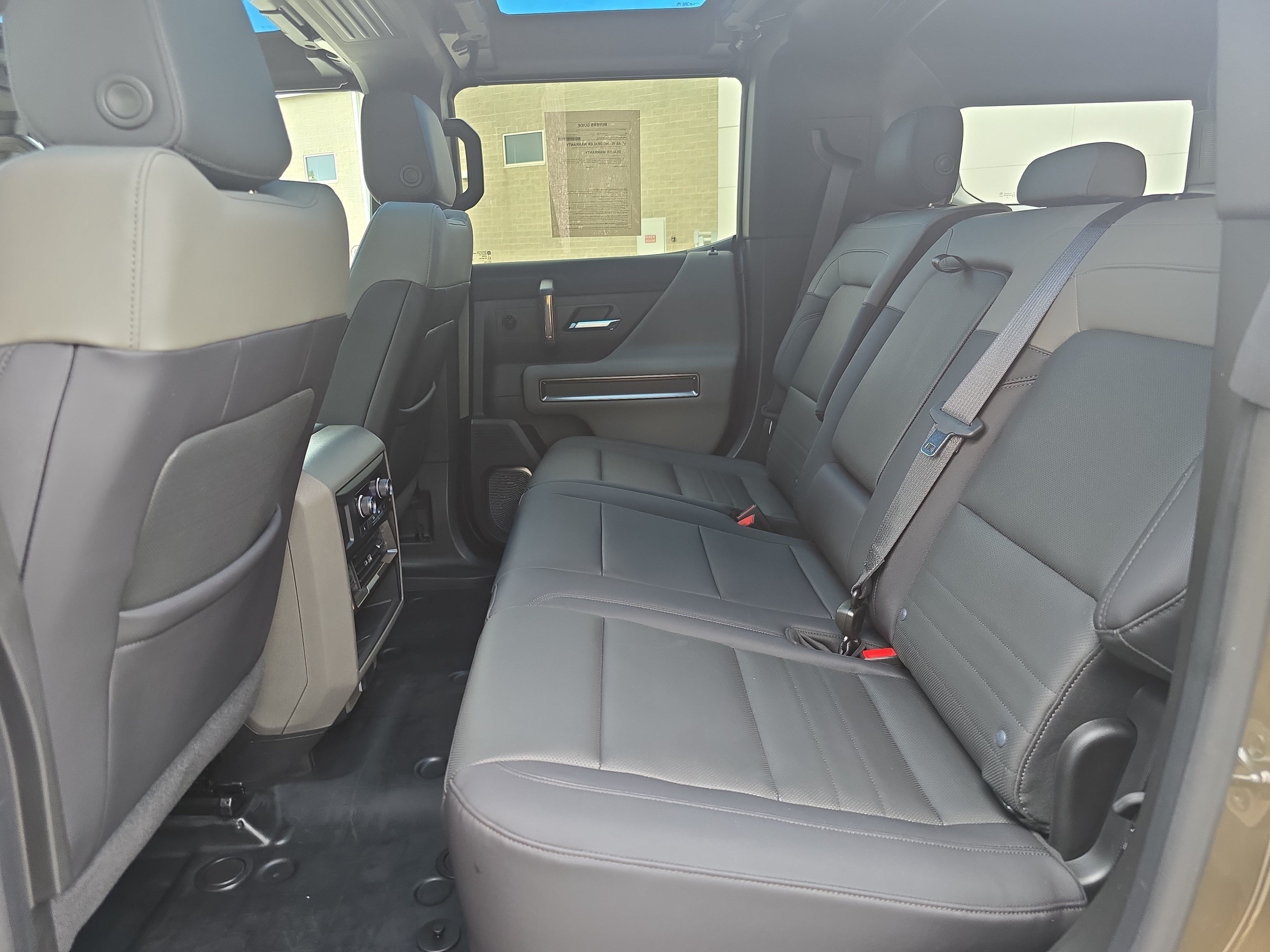 Used 2025 GMC Hummer EV 2X AWD/4WD image 13