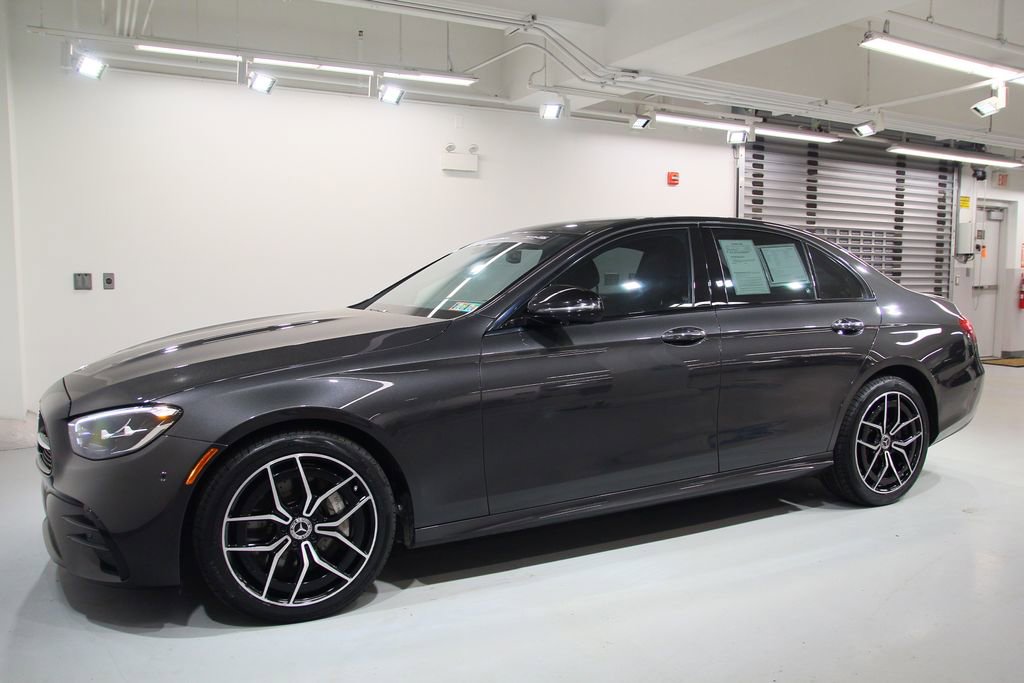 Certified 2022 Mercedes-Benz E 350 4MATIC Sedan image 3