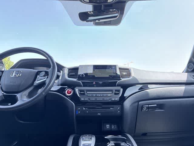Used 2021 Honda Pilot Black Edition image 30