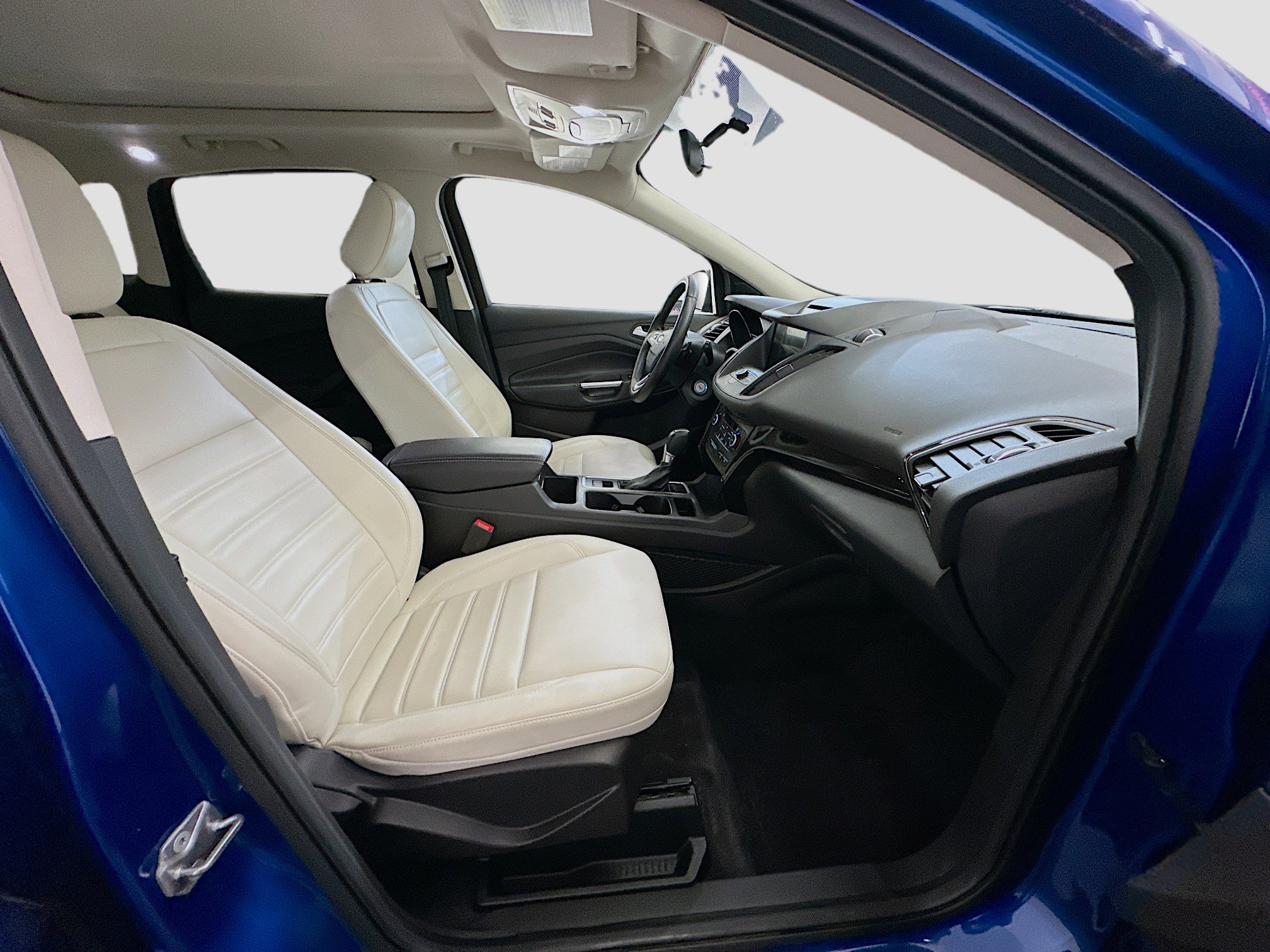 Used 2018 Ford Escape SEL w/ SEL Sport Appearance Package image 34