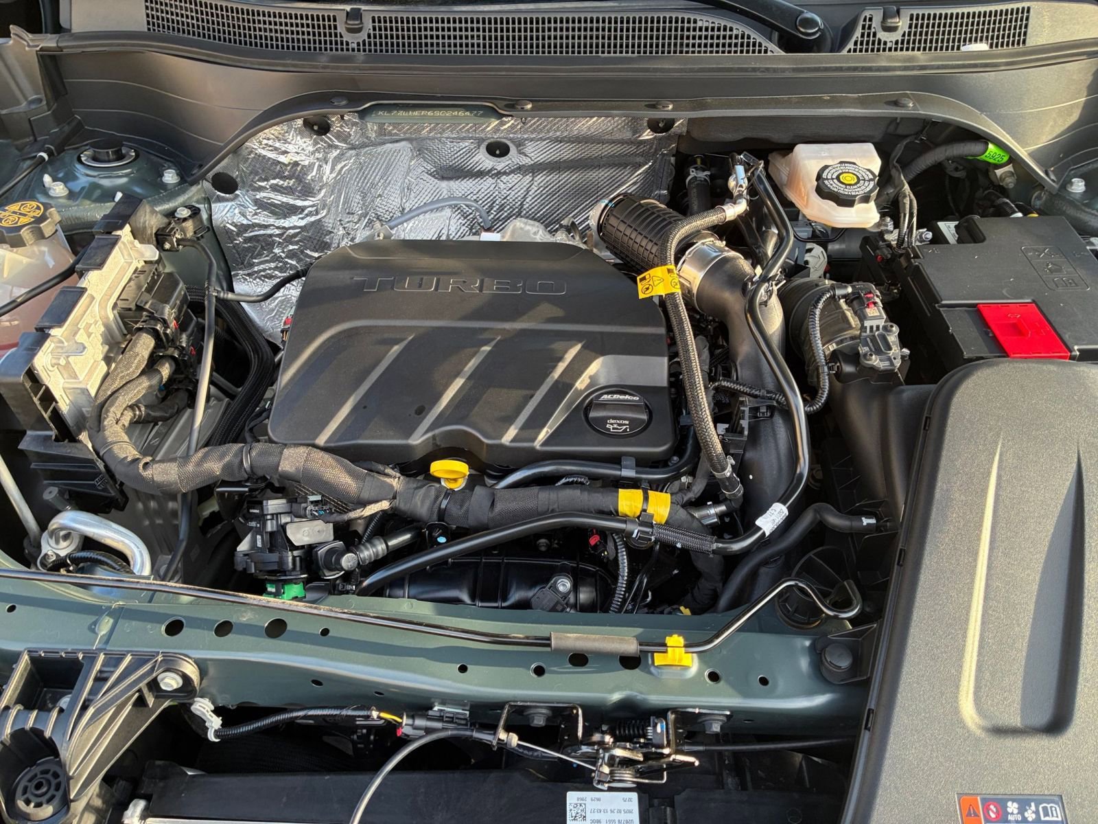 Used 2025 Chevrolet Trax LT image 32