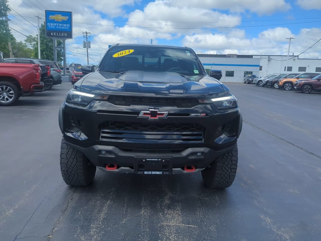 Certified 2024 Chevrolet Colorado ZR2 AWD/4WD image 3
