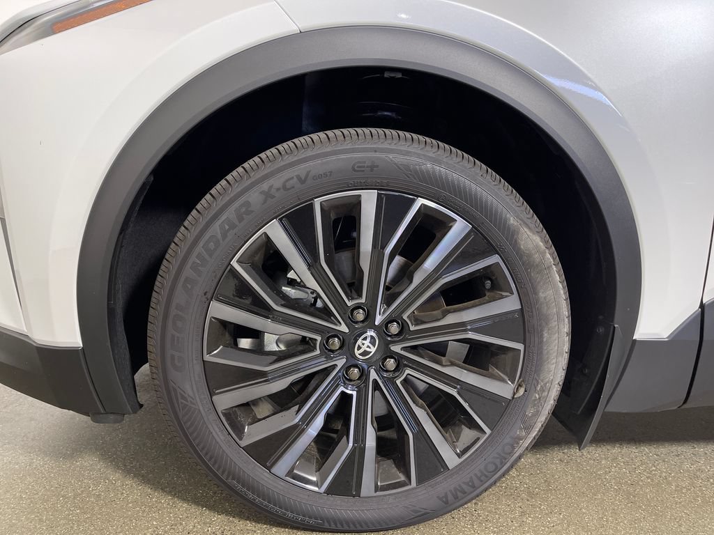 New 2026 Toyota C-HR AWD/4WD image 11
