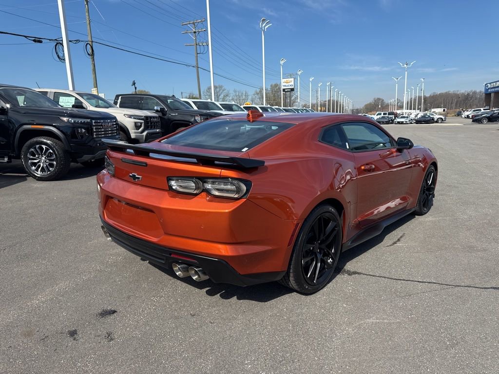 Used 2023 Chevrolet Camaro SS image 5