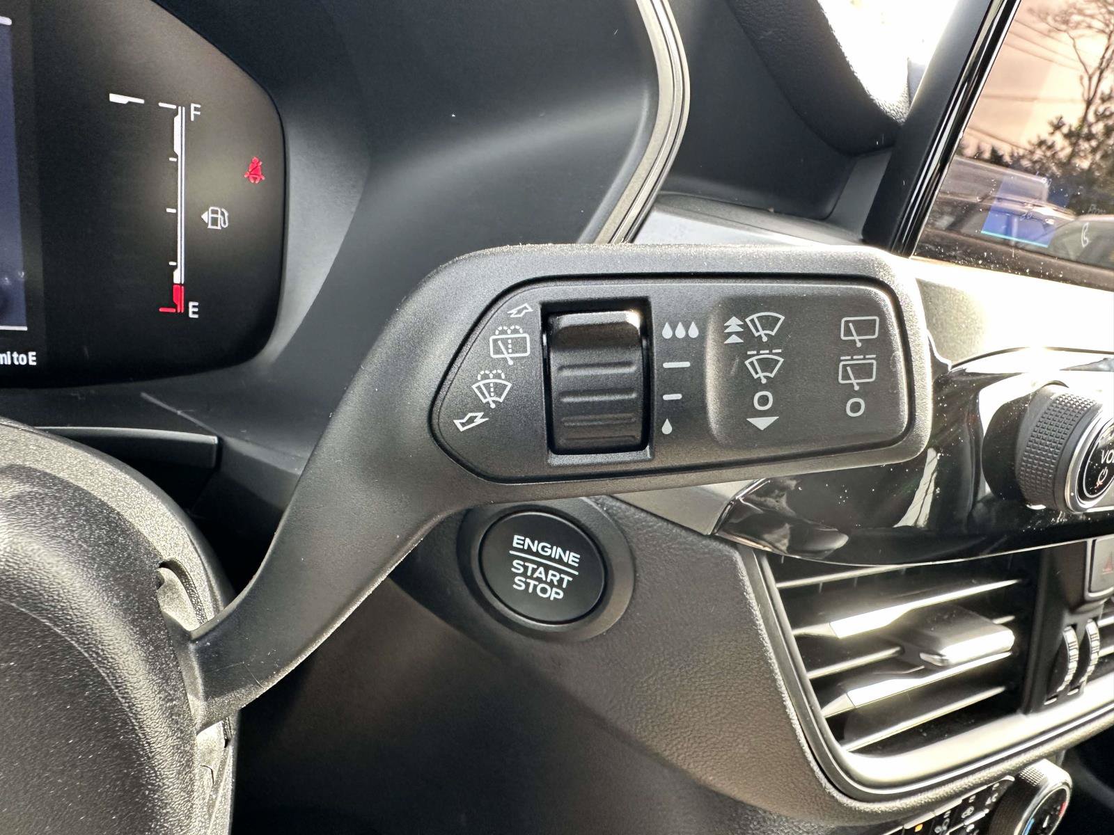 Used 2025 Ford Escape Active w/ Cold Weather Package FWD image 20