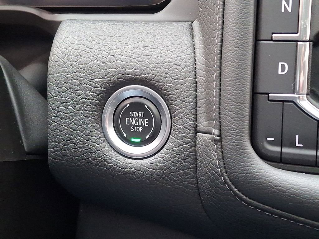 Used 2023 GMC Yukon Denali image 23