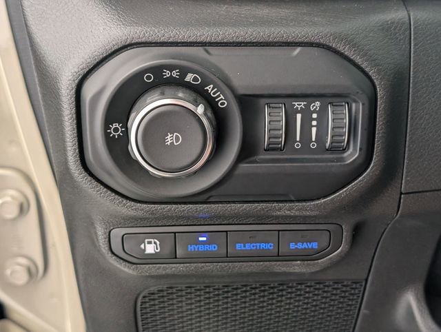 Used 2022 Jeep Wrangler Unlimited Rubicon 4xe w/ Cold Weather Group image 13