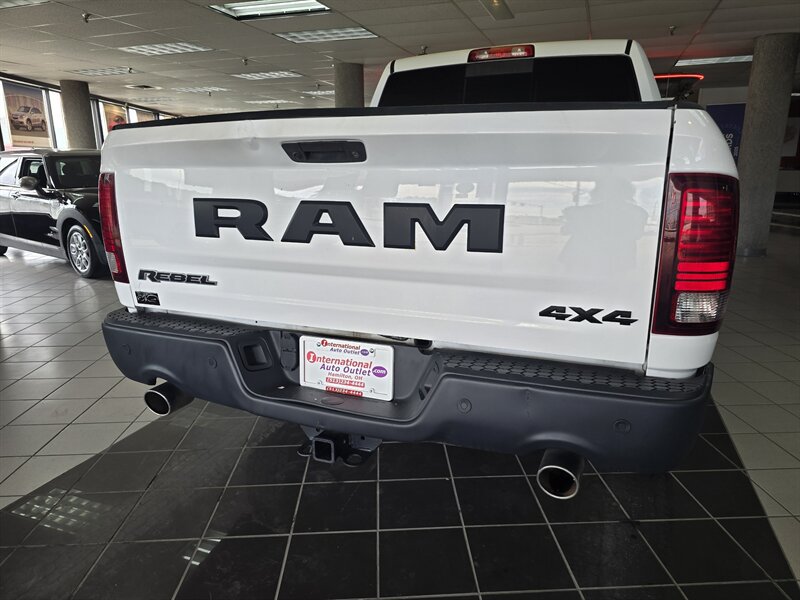 Used 2017 RAM 1500 Rebel w/ Luxury Group AWD/4WD image 5