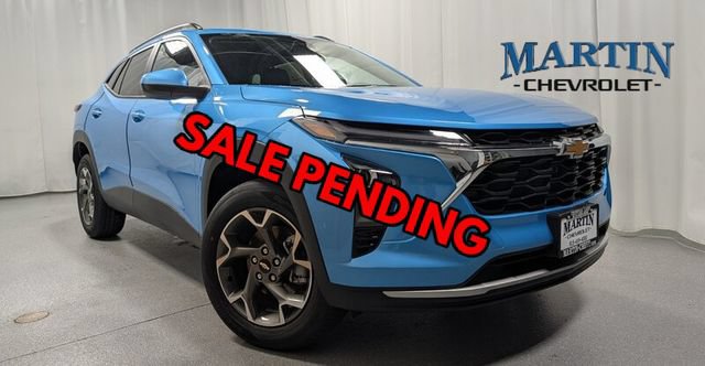 New 2026 Chevrolet Trax LT w/ Driver Confidence Package FWD image 1