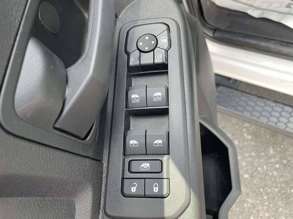 Used 2025 RAM 2500 Tradesman AWD/4WD image 16