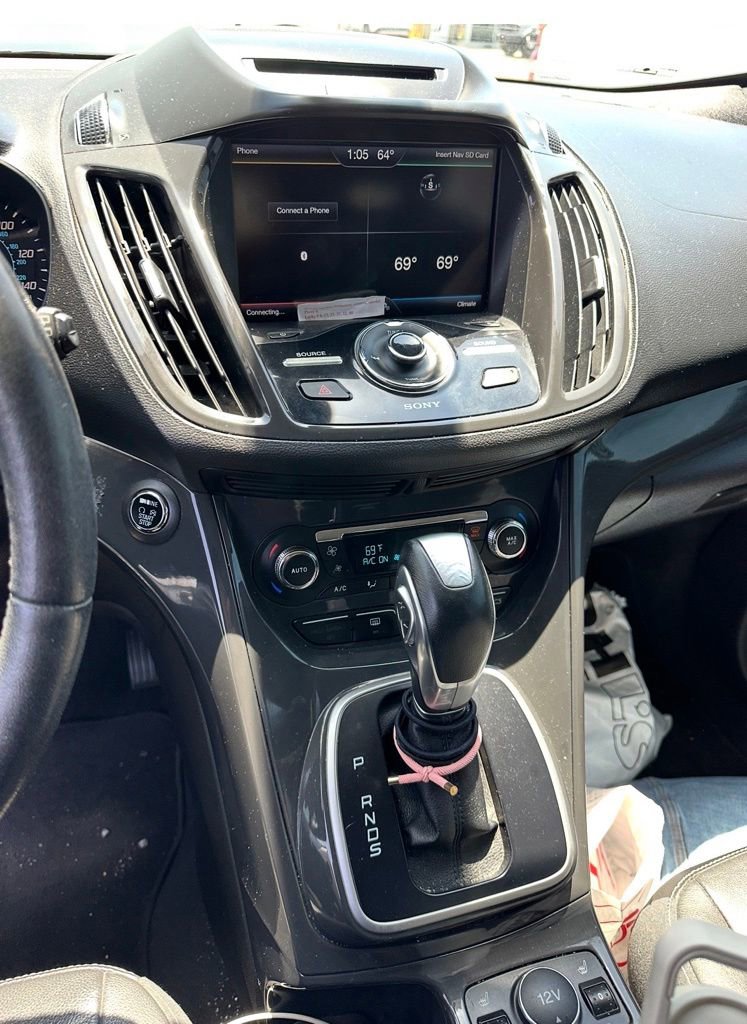 Used 2014 Ford Escape Titanium w/ Equipment Group 401A AWD/4WD image 6