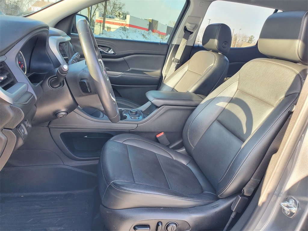 Used 2020 GMC Acadia SLT w/ Premium Package image 7