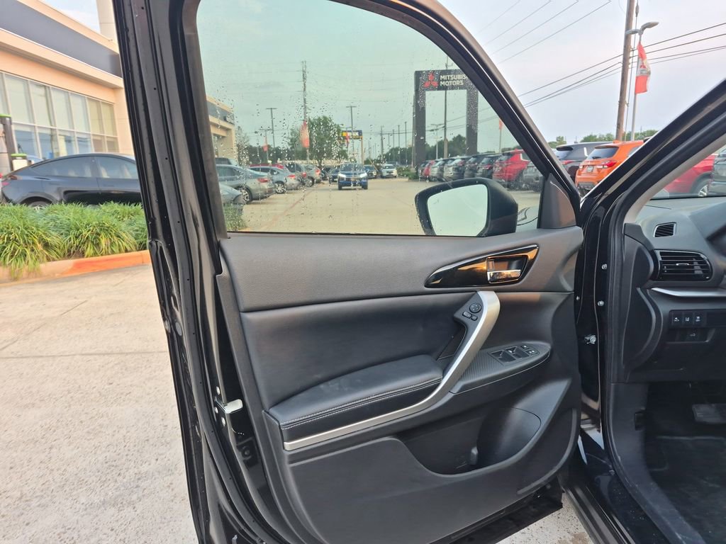 Used 2025 Mitsubishi Eclipse Cross SE AWD/4WD image 16