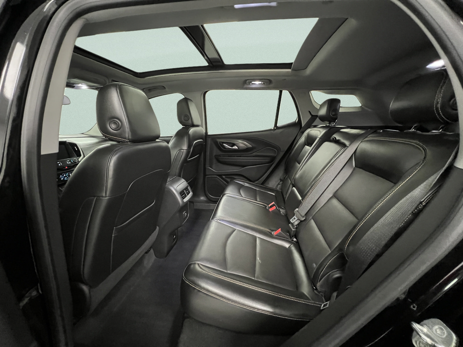 Used 2020 GMC Terrain SLT w/ Preferred Package FWD image 33