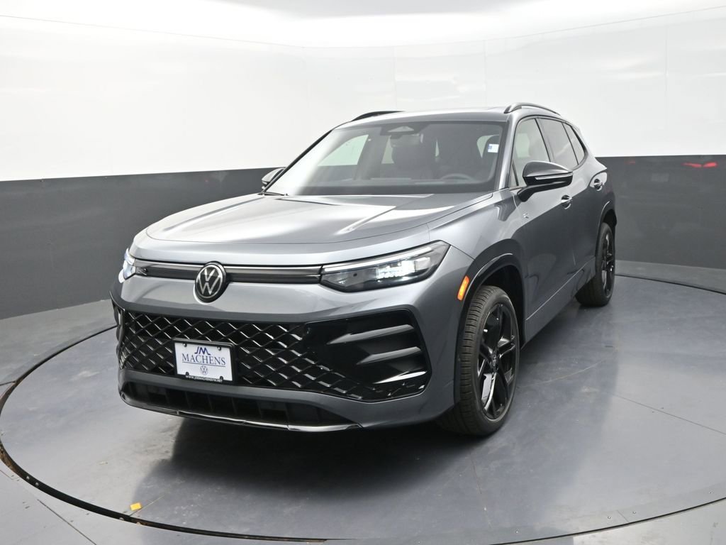 New 2026 Volkswagen Tiguan SE R-Line image 3