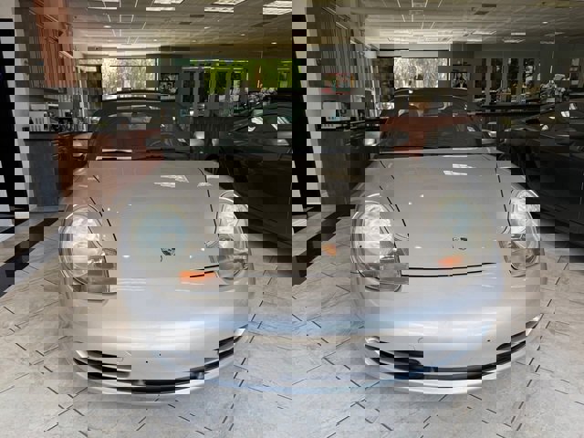 Used 1999 Porsche 911 Carrera 4 image 2