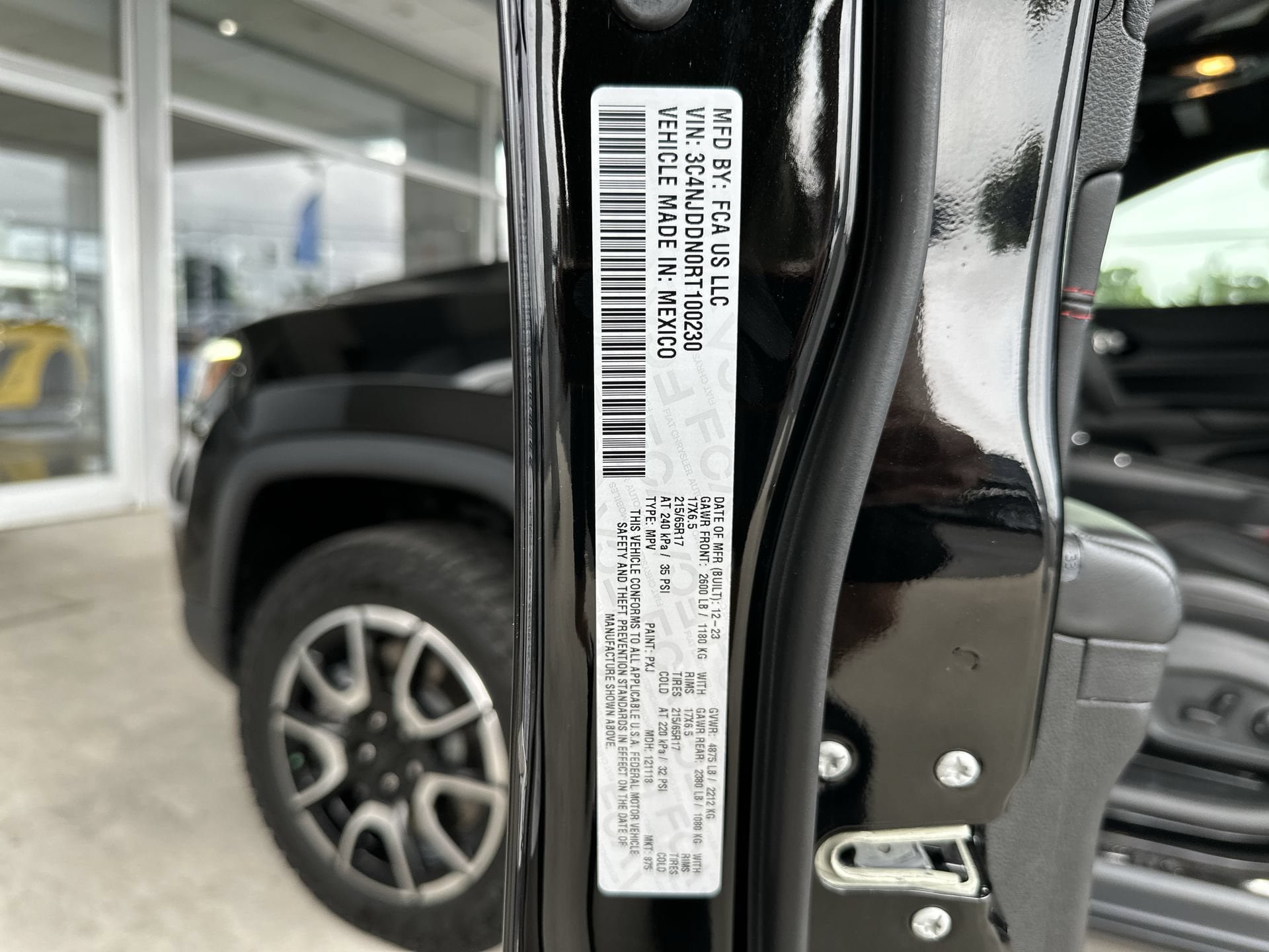 Used 2024 Jeep Compass Trailhawk w/ Trailhawk Elite Group AWD/4WD image 32
