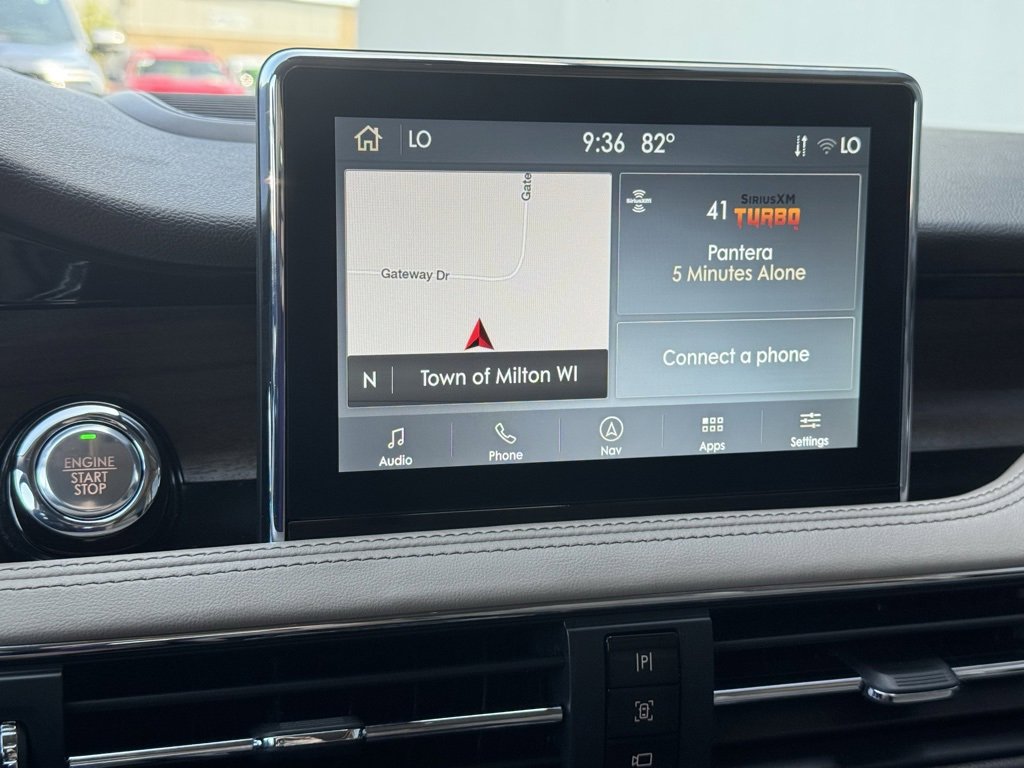 Used 2022 Lincoln Corsair Reserve w/ Equipment Group 201A image 14