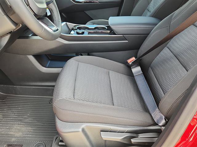 New 2026 Chevrolet Equinox LT w/ Safety and Technology Package AWD/4WD image 7