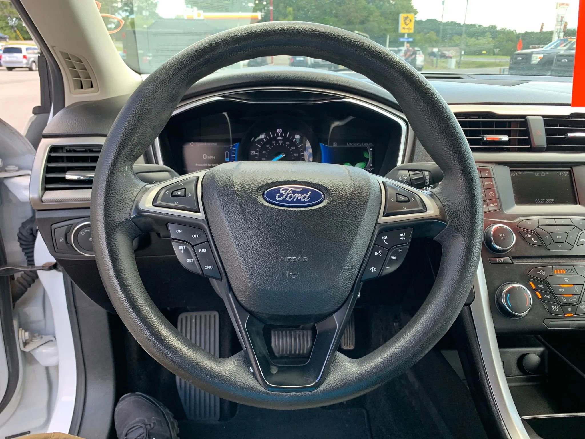 Used 2018 Ford Fusion S image 10