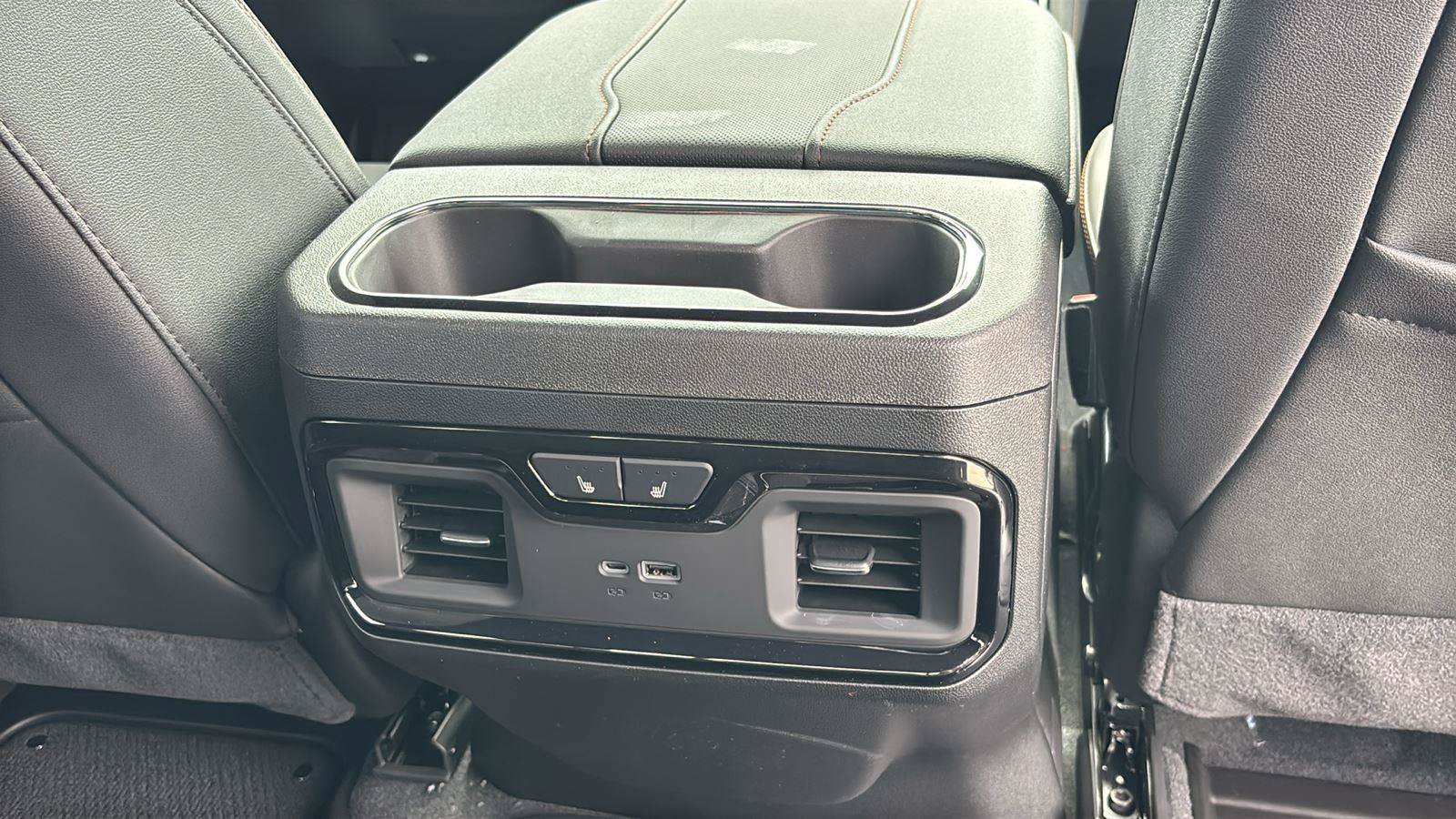New 2026 GMC Sierra 1500 AT4 w/ AT4 Premium Package AWD/4WD image 24