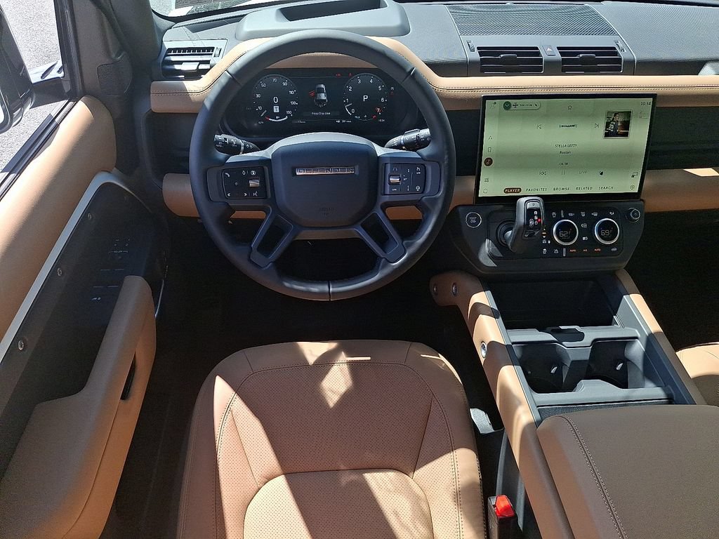 New 2026 Land Rover Defender 110 X-Dynamic SE AWD/4WD image 7
