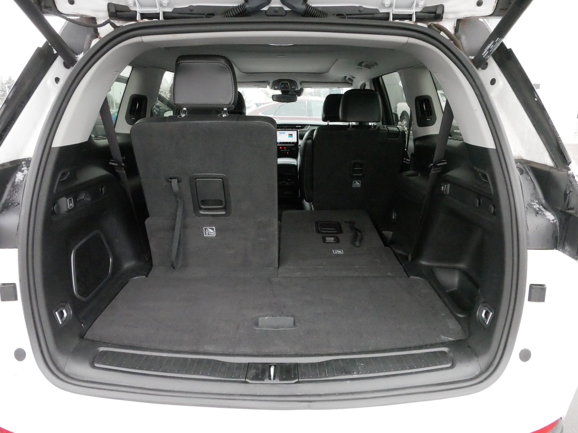 Used 2021 Jeep Grand Cherokee L Limited image 18