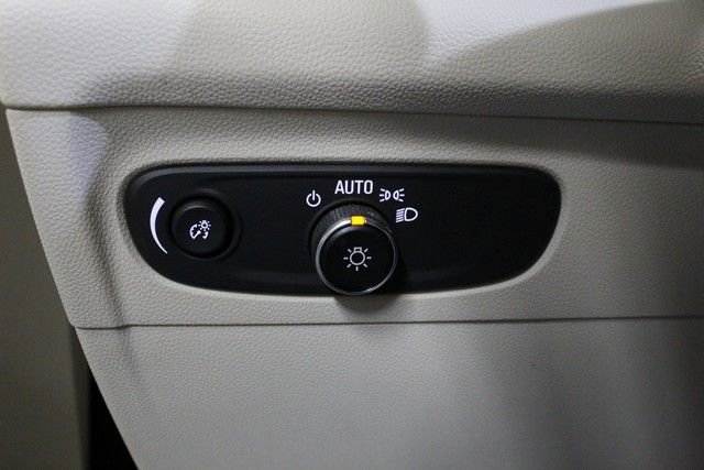 Used 2023 Buick Envision Preferred image 20