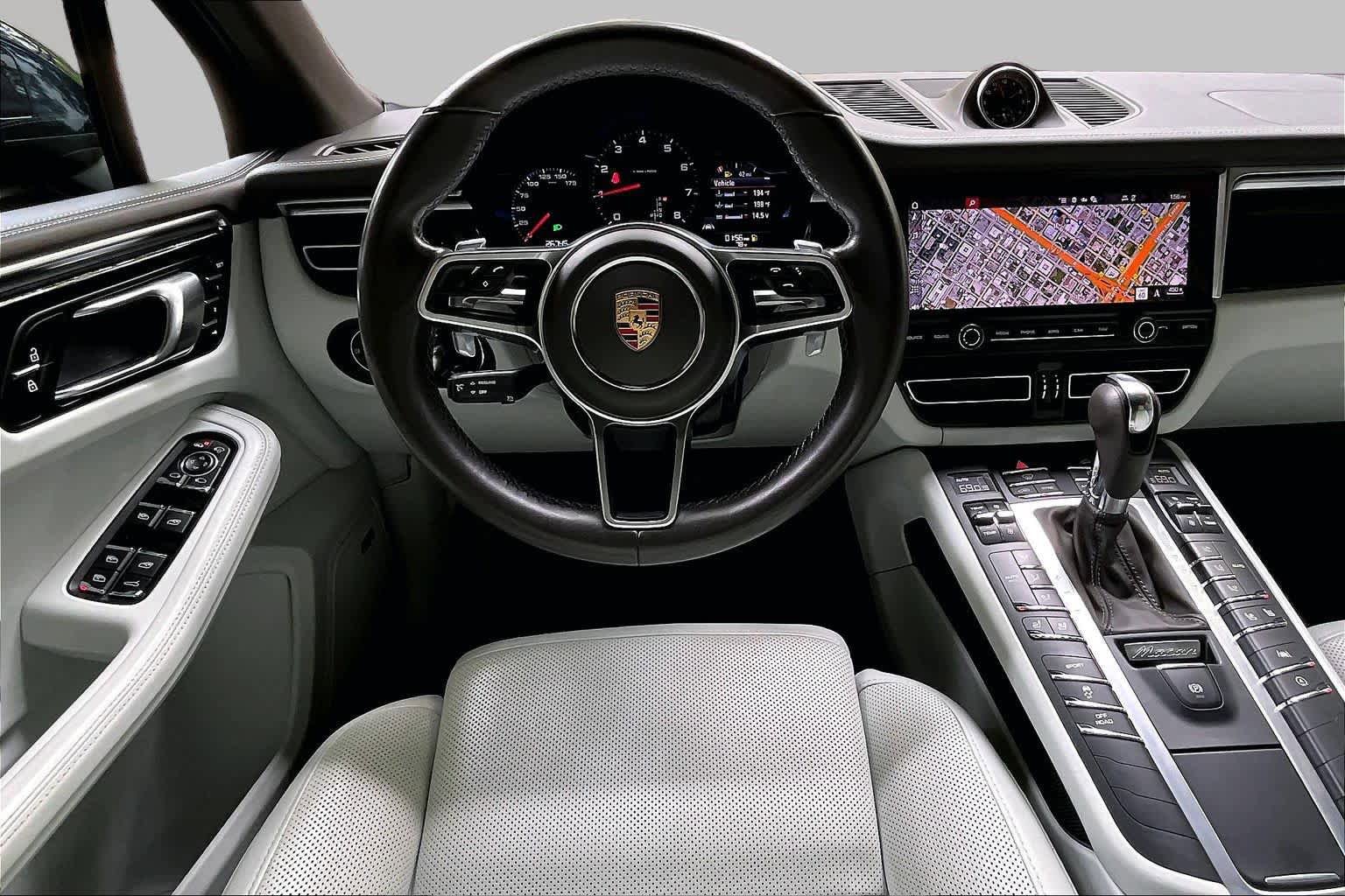 Used 2021 Porsche Macan AWD/4WD image 5