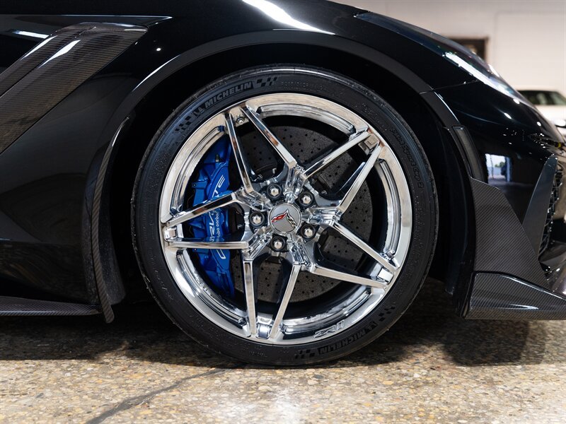Used 2019 Chevrolet Corvette ZR1 RWD image 16