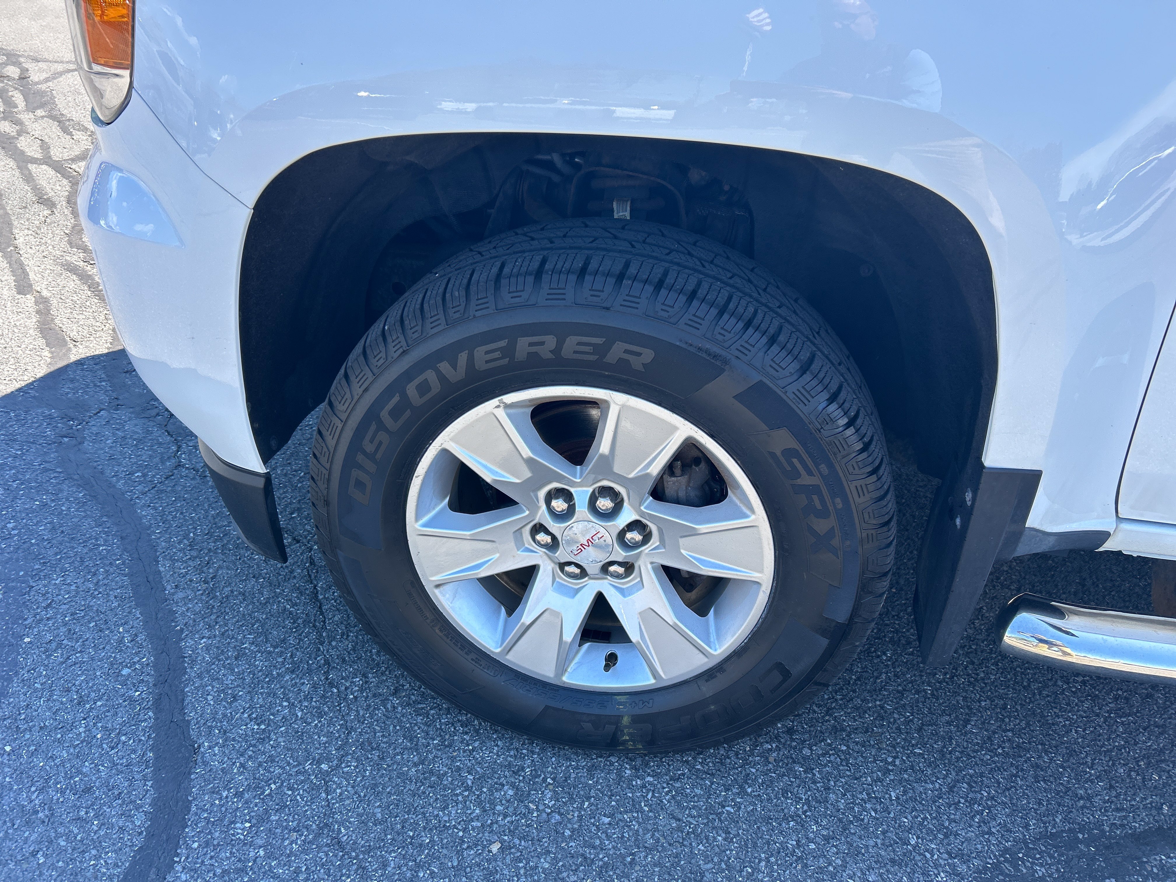 Used 2017 GMC Canyon SLE w/ SLE Convenience Package AWD/4WD image 5