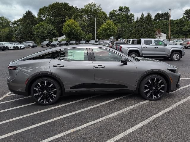New 2026 Toyota Crown Platinum AWD/4WD image 2