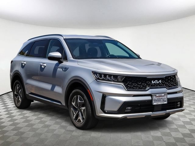 Certified 2023 Kia Sorento EX FWD image 2