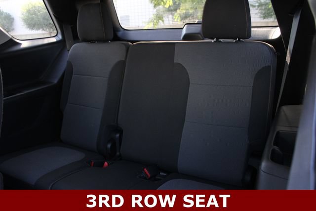 Used 2021 Chevrolet Traverse LT FWD image 8