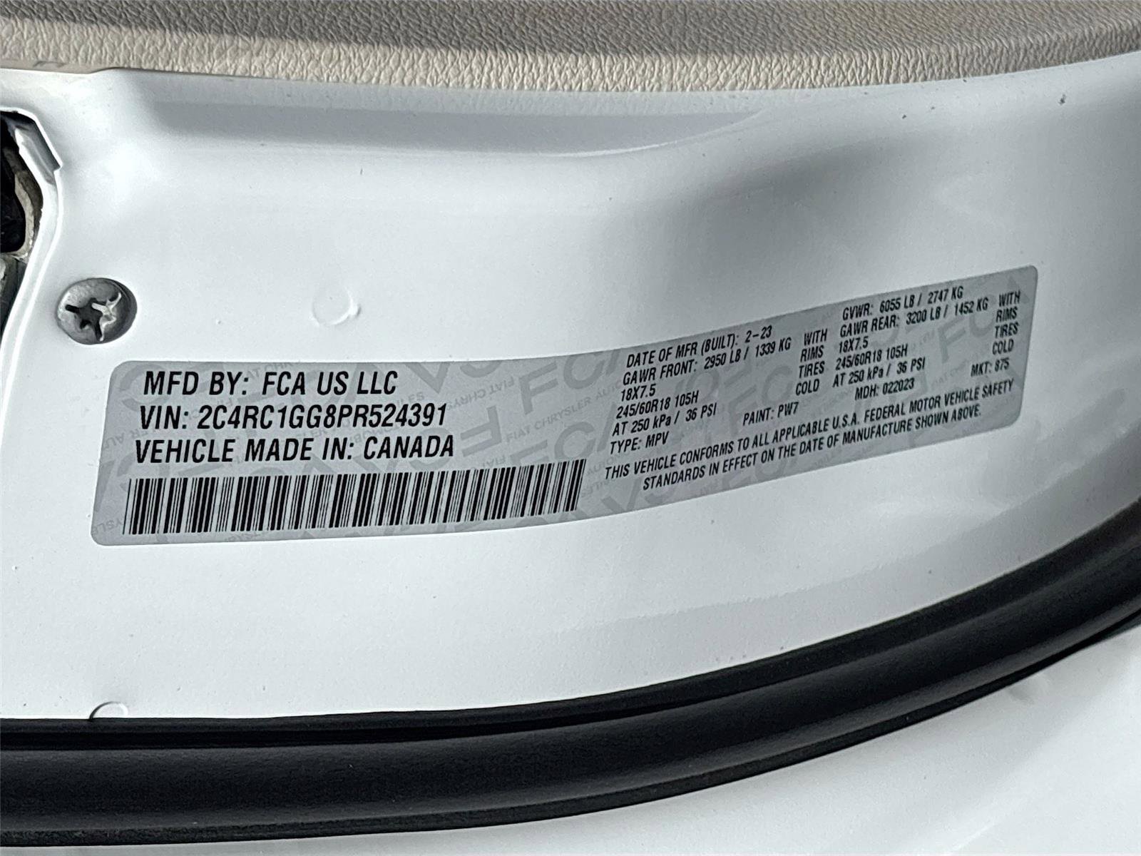 Used 2023 Chrysler Pacifica Limited image 34