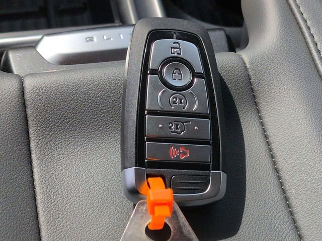 New 2026 Ford Expedition Active image 33