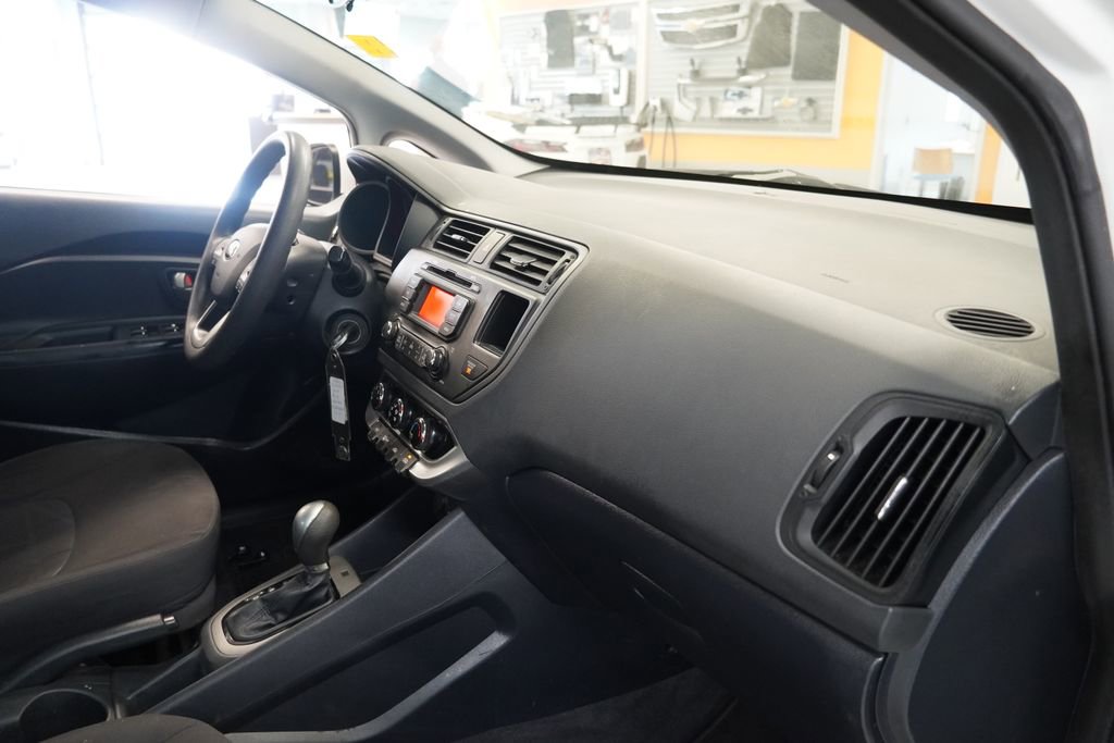 Used 2015 Kia Rio LX w/ Power Package image 26