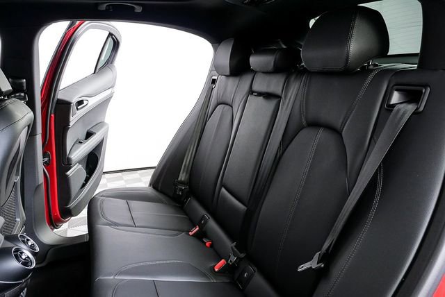 New 2025 Alfa Romeo Stelvio Sprint image 20