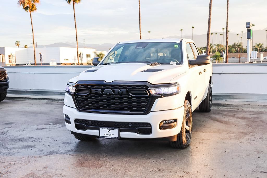 New 2026 RAM 1500 Express AWD/4WD image 4