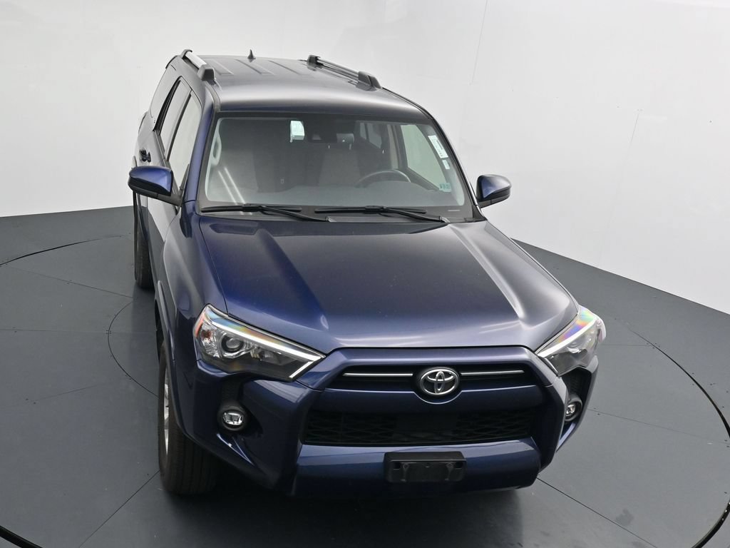 Used 2024 Toyota 4Runner SR5 AWD/4WD image 10