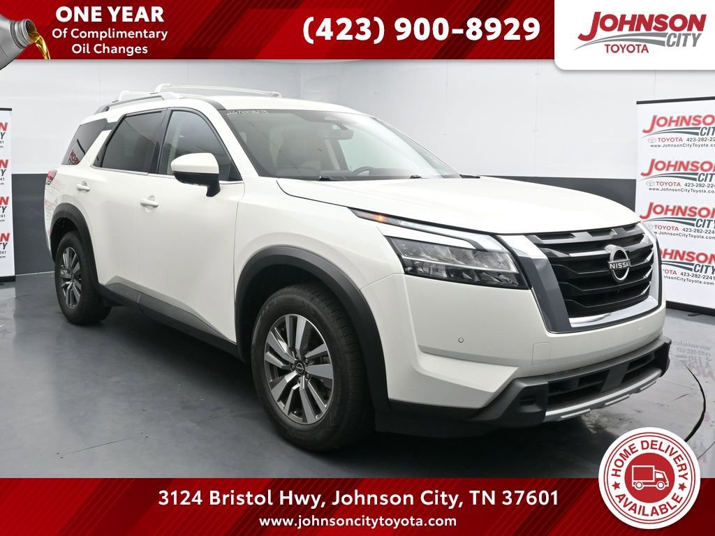 Used 2023 Nissan Pathfinder SL