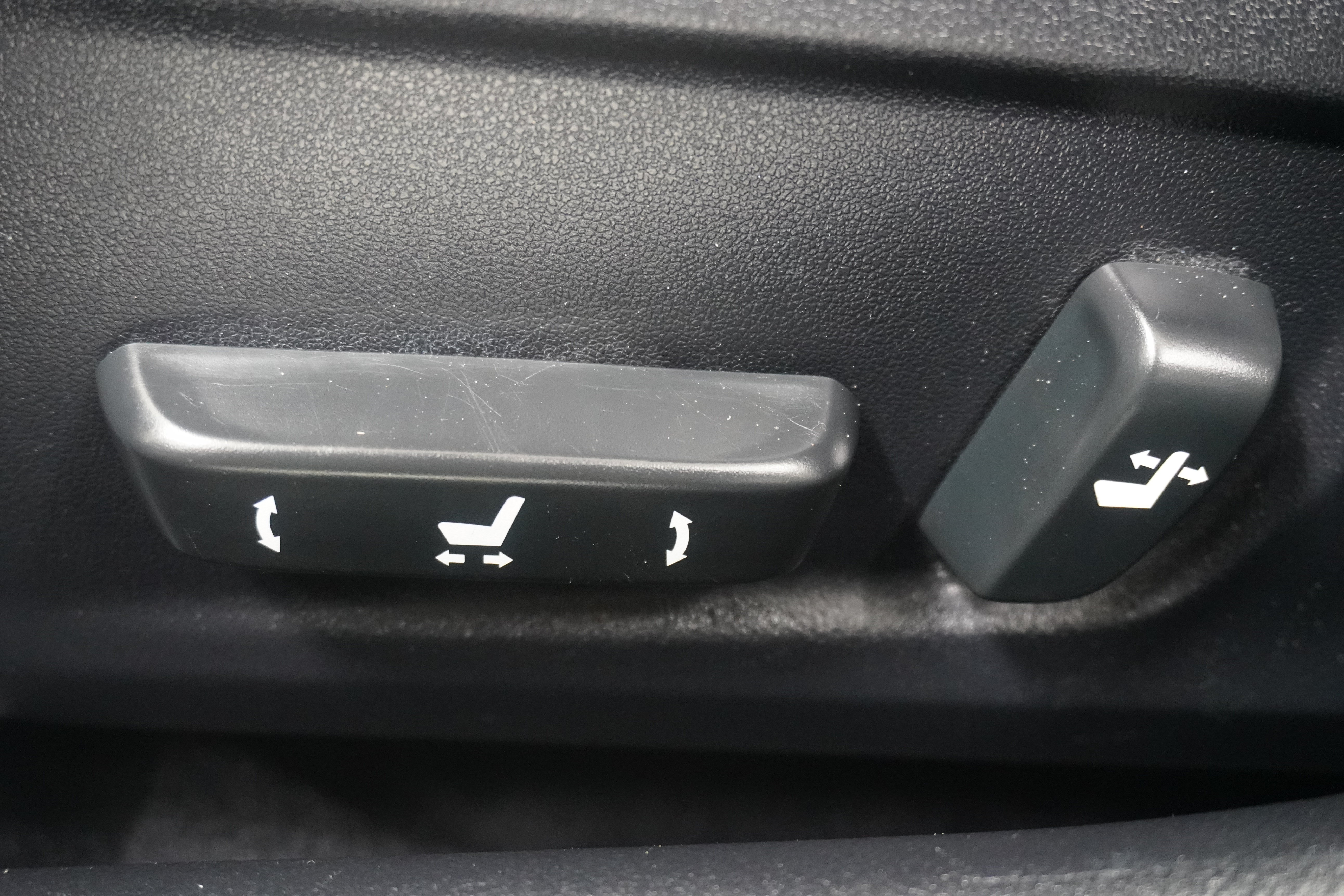 Used 2014 Lexus IS 250 w/ F-Sport Package RWD image 16