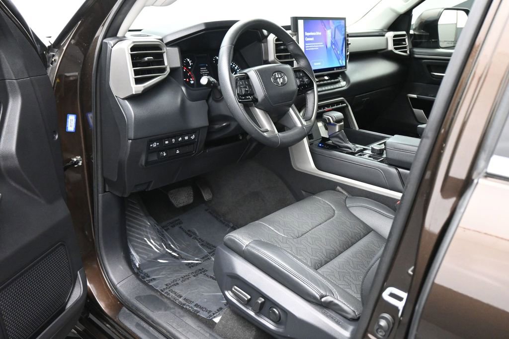 Used 2023 Toyota Tundra Limited w/ Power Package AWD/4WD image 2
