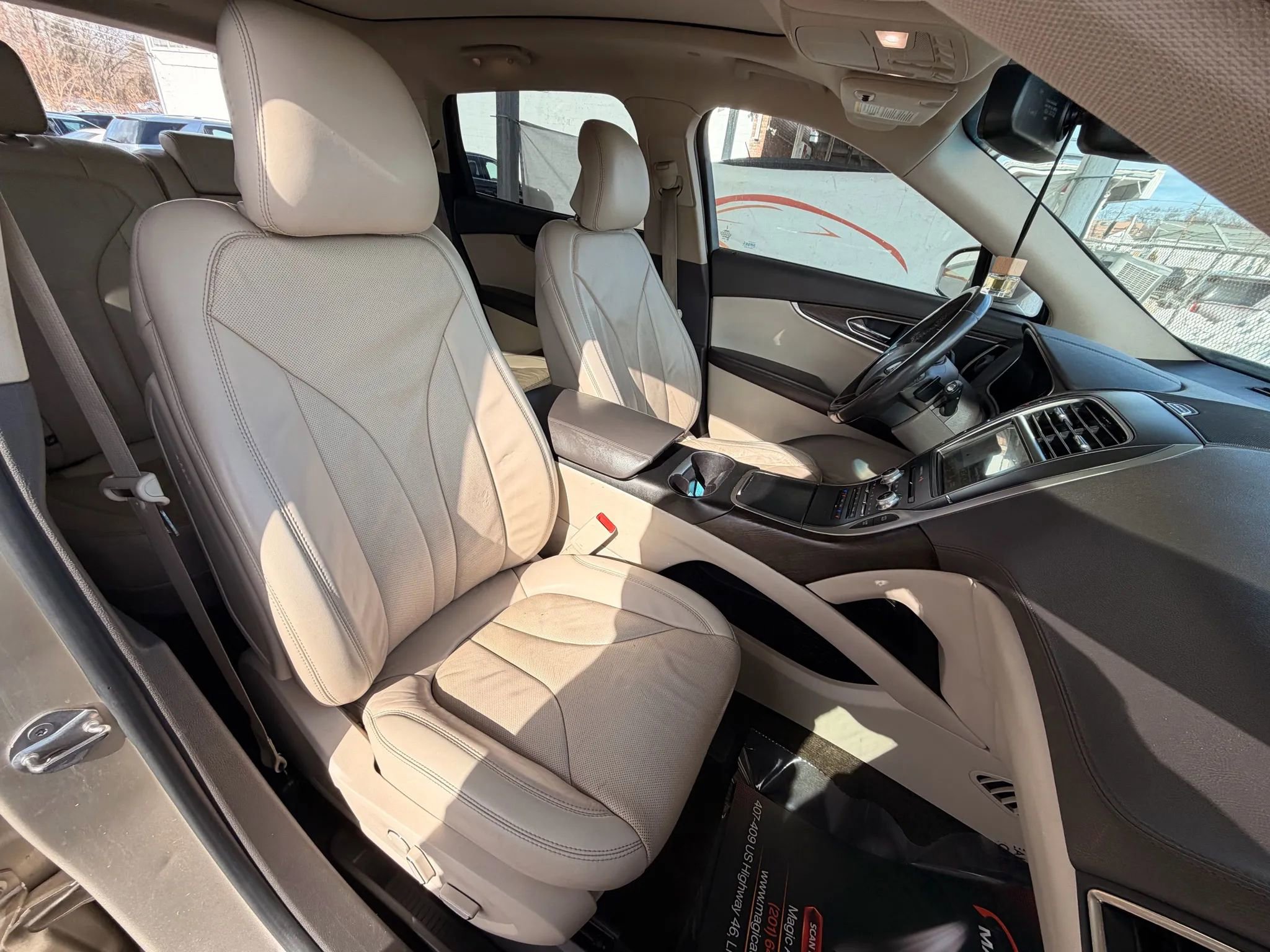 Used 2017 Lincoln MKX Reserve w/ Lincoln MKX Climate Package image 73