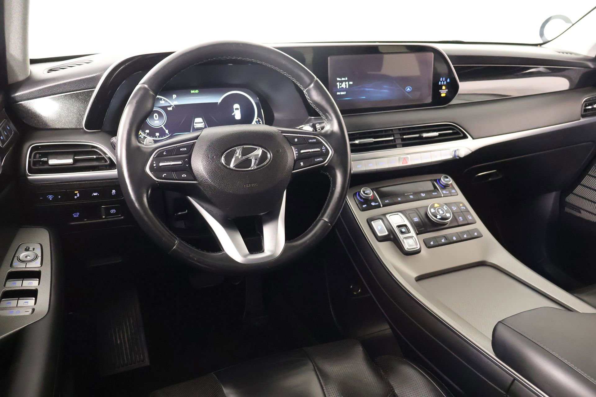 Used 2022 Hyundai Palisade Limited image 2