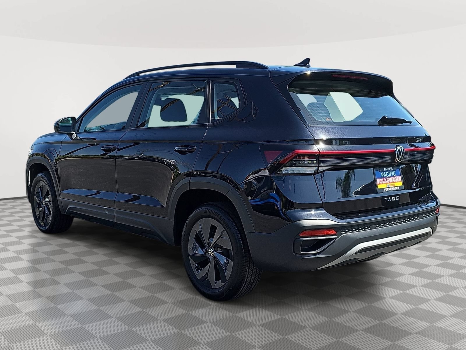 Used 2026 Volkswagen Taos S FWD image 7
