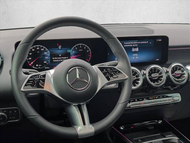 Used 2026 Mercedes-Benz GLB 250 image 13